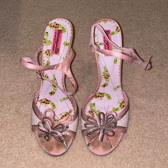 Betsey Johnson Shoes - Betsey Johnson sandals, pink color, size 11